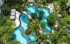 โรงแรมชาเทรียม เรซิเดนซ์ สาทร กรุงเทพฯ